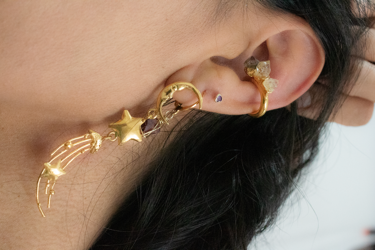 Connection. Ear cuff with herkimers