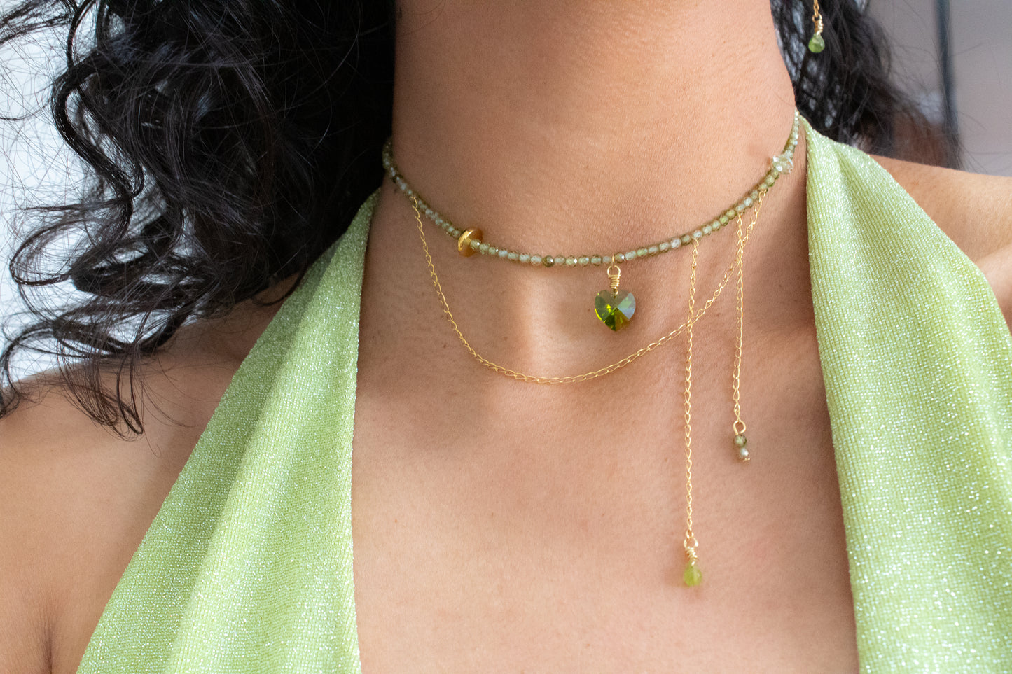 Cetrino. Choker con circonias y peridoto